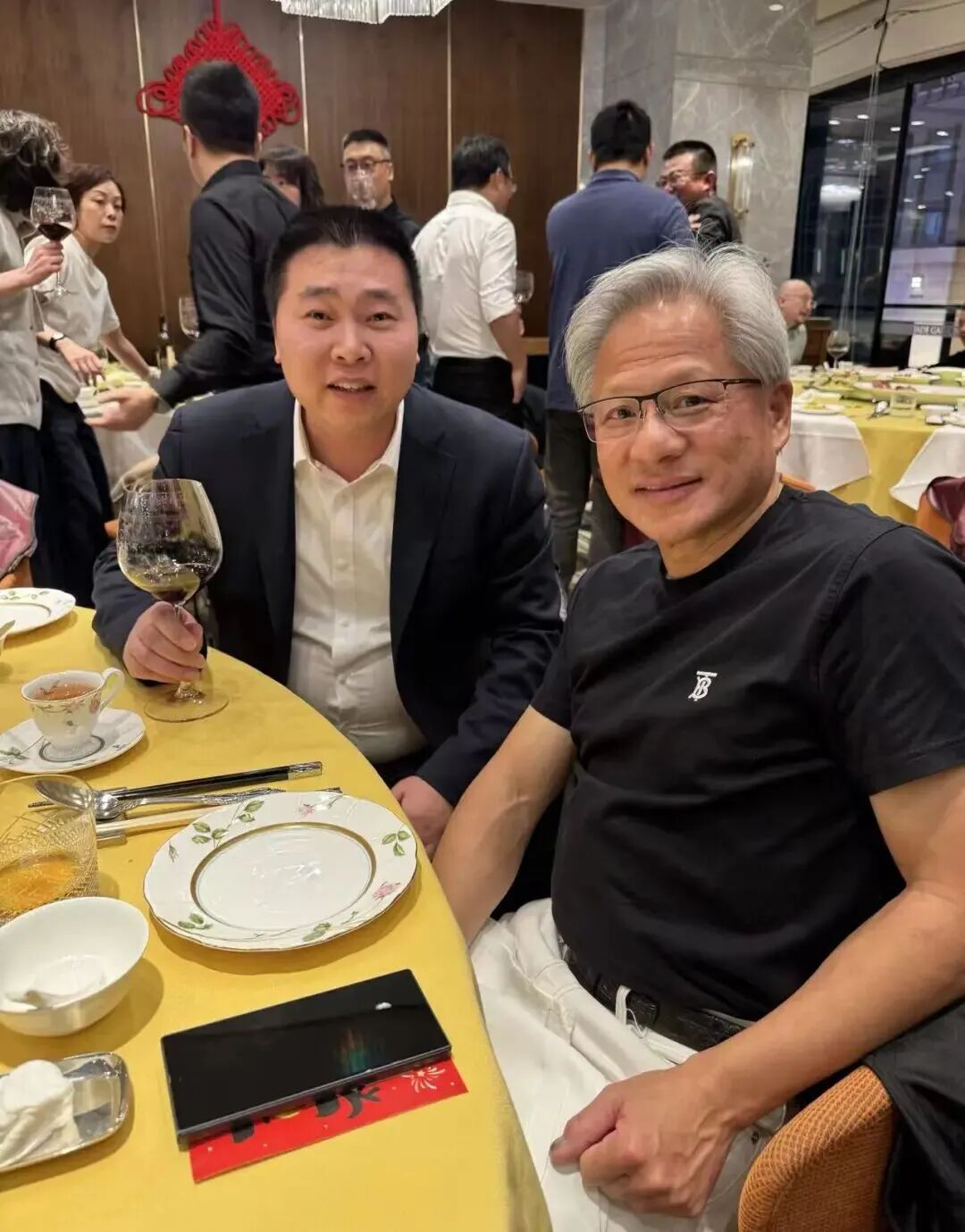 英伟达求钻若渴，AI 发展离不开河南 “ 人造钻石 ”